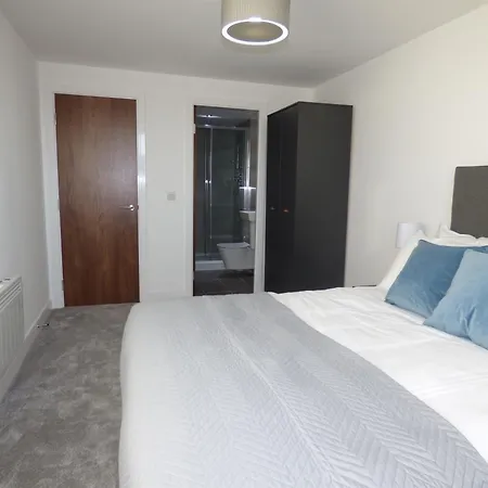 公寓 Spacious And Luxurious For You And Your Family *